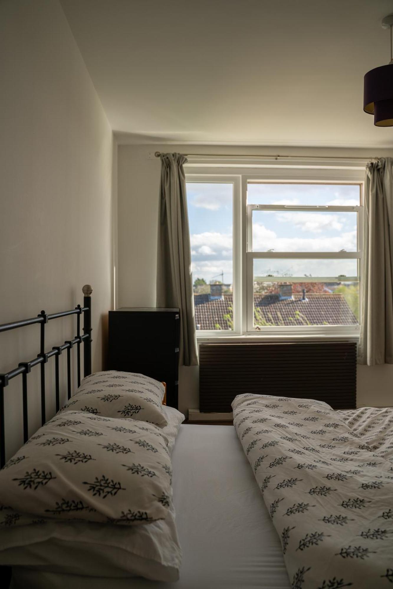 Two Bedroom Flat, North Oxford Exterior photo