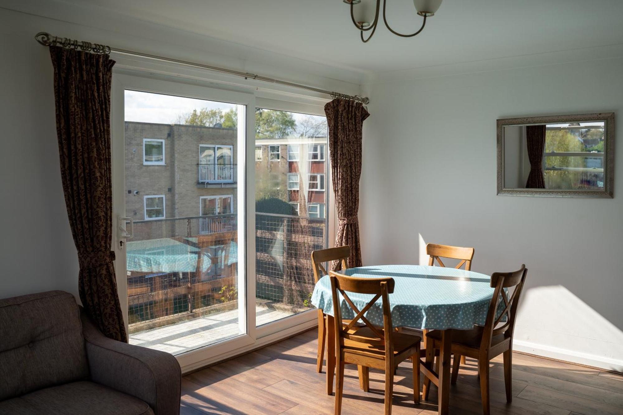 Two Bedroom Flat, North Oxford Exterior photo